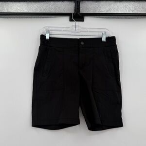 Athleta black Bermuda shorts 6